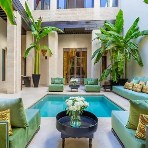 riad-tajania.marrakeshhotelsmorocco.com/